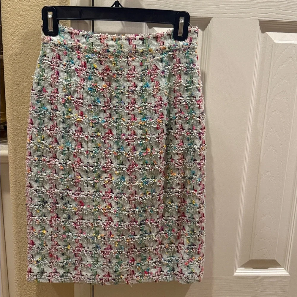 Vintage CC CHANEL tweed fantasy pencil skirt in pastel colors runway iconic item